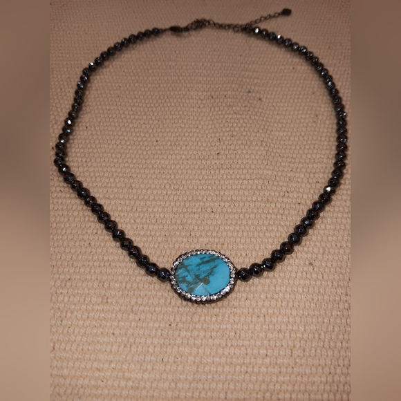 Elegant Turquoise and Black Beaded Necklace - Picture 1 of 3